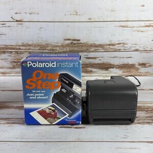 Polaroid One Step 600 Camera Tested Works Including Flash. VTG in Mint Condition